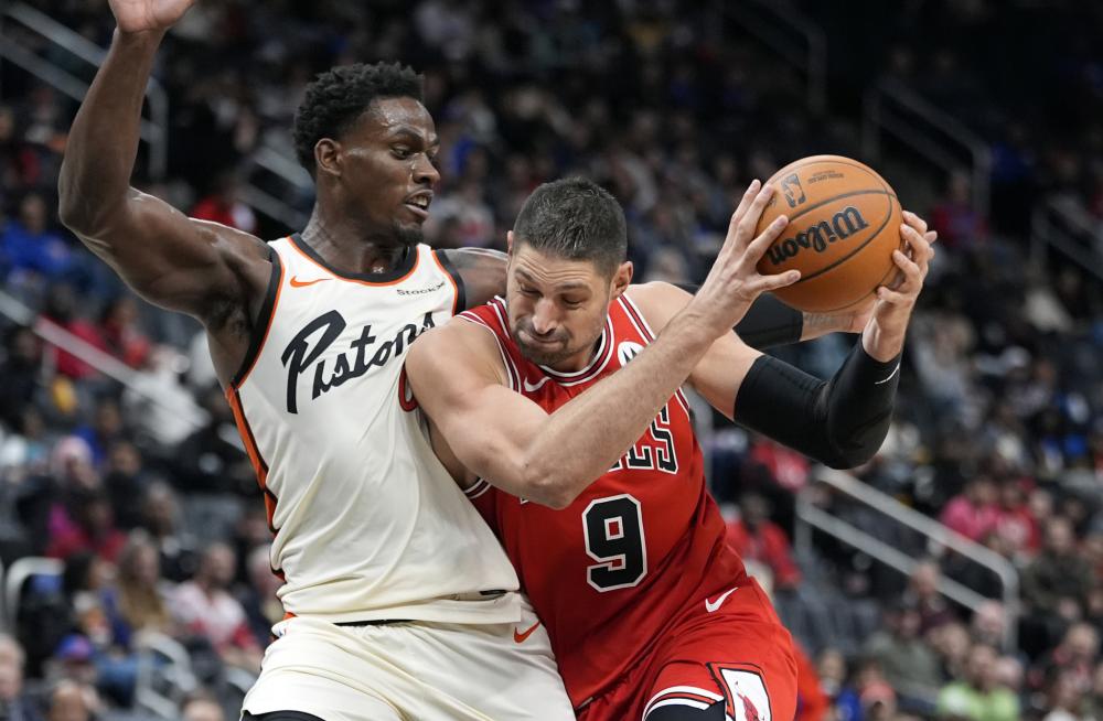 战舞台上展 战舞台上展