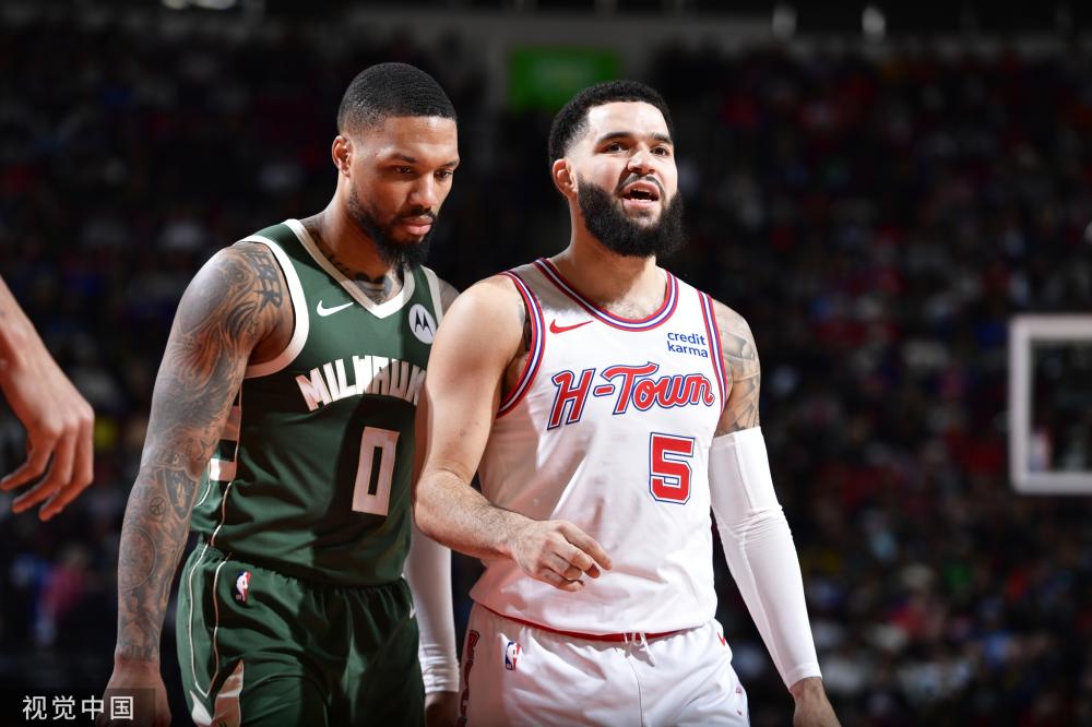 在这样的氛 在这样的氛