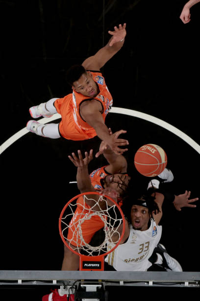 参赛的首批 参赛的首批