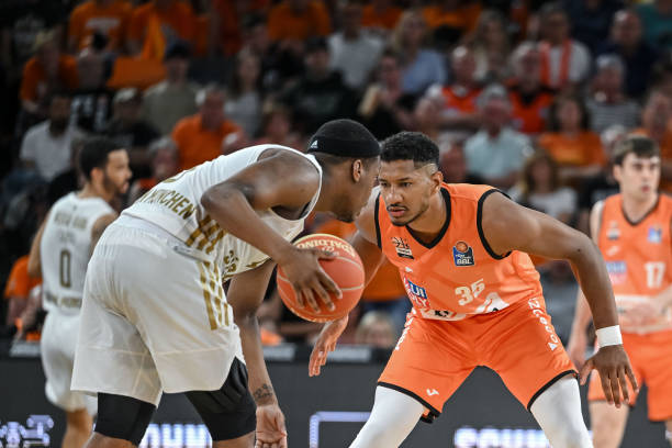 米兰已经锁 米兰已经锁